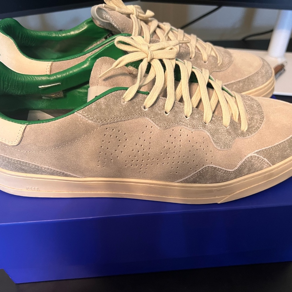 Stylish Cream and Green Men's P448 Sneakers